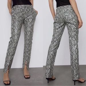 Zara FAUX LEATHER HIGH WAIST SNAKE PRINTED PANTS XS NWOT